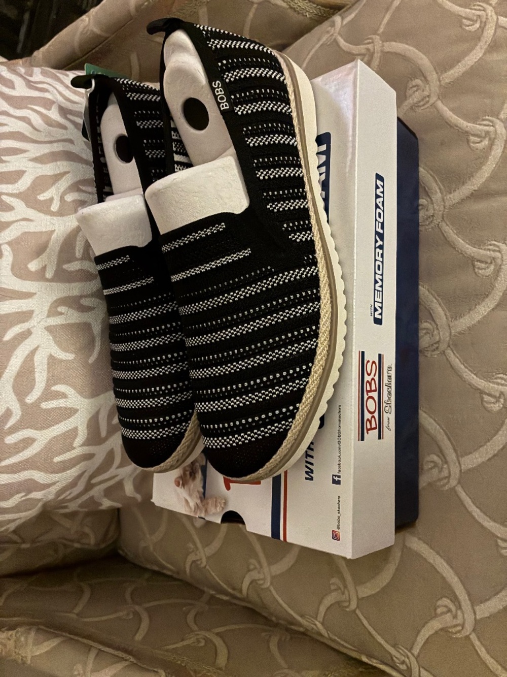 Bobs by Sketchers size 10 black and white